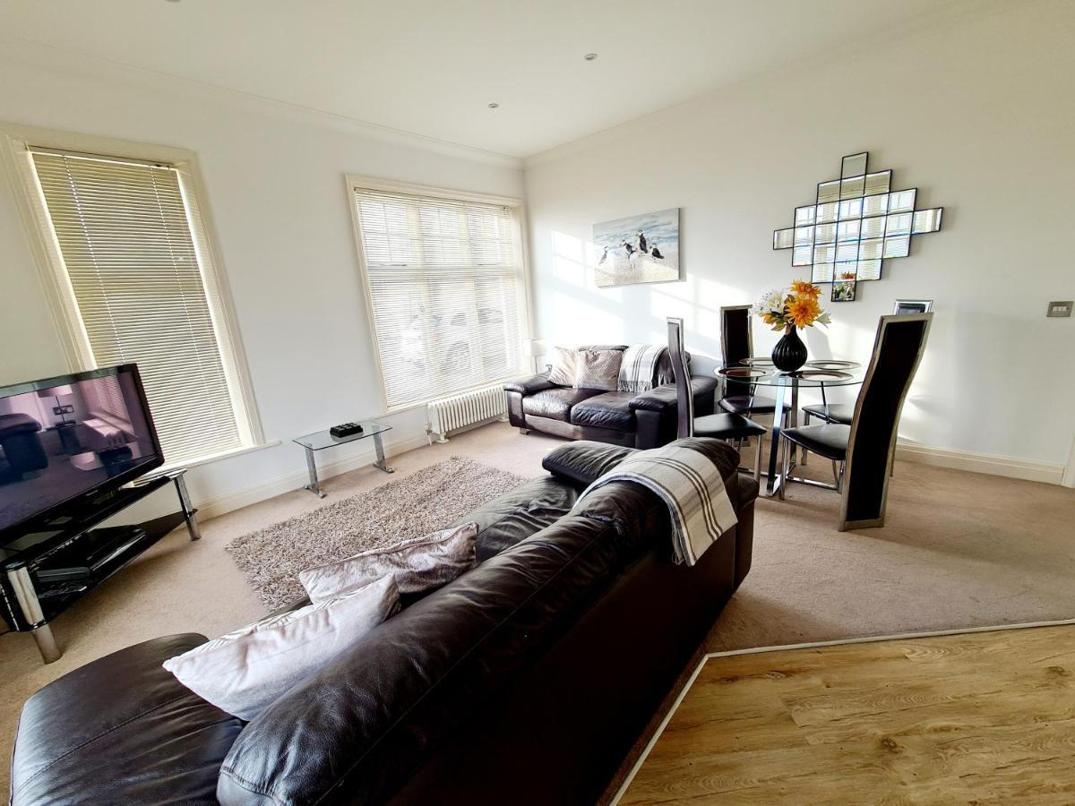 Vitamin Sea - Beachfront Apartment - Sleeps 4 拉姆斯盖特 外观 照片